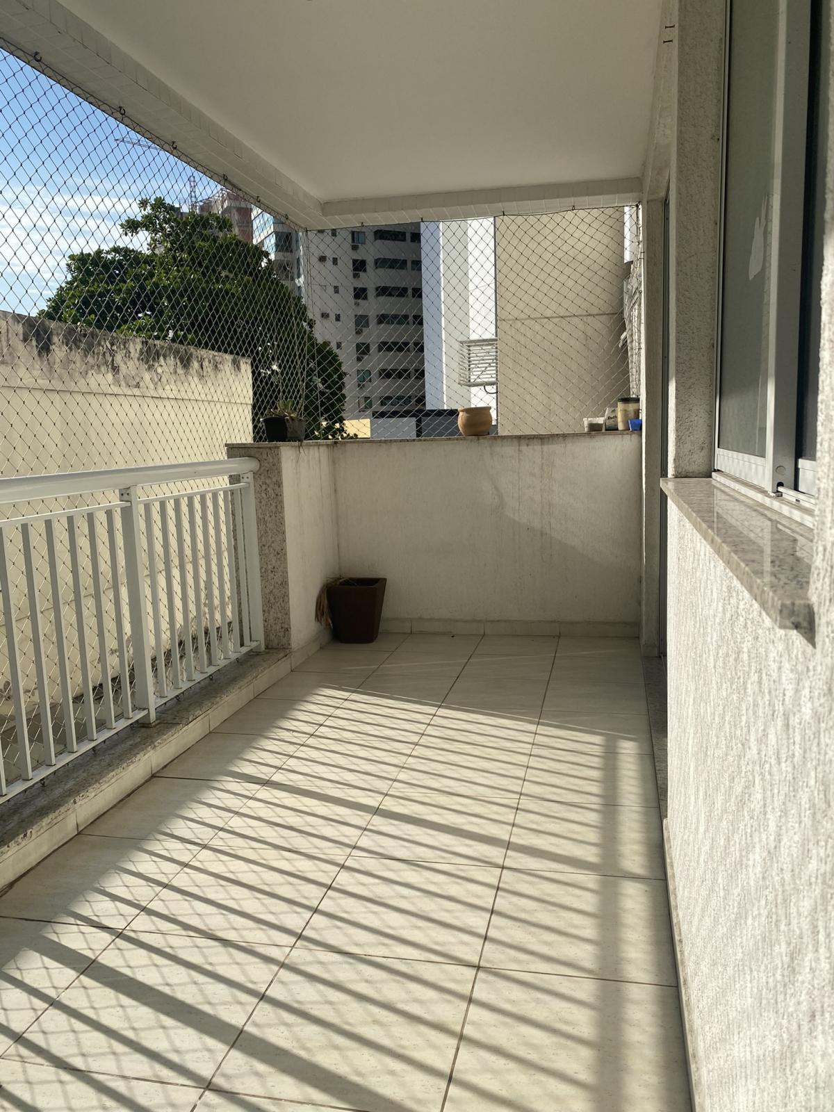 Apartamento à venda com 2 quartos, 85m² - Foto 2
