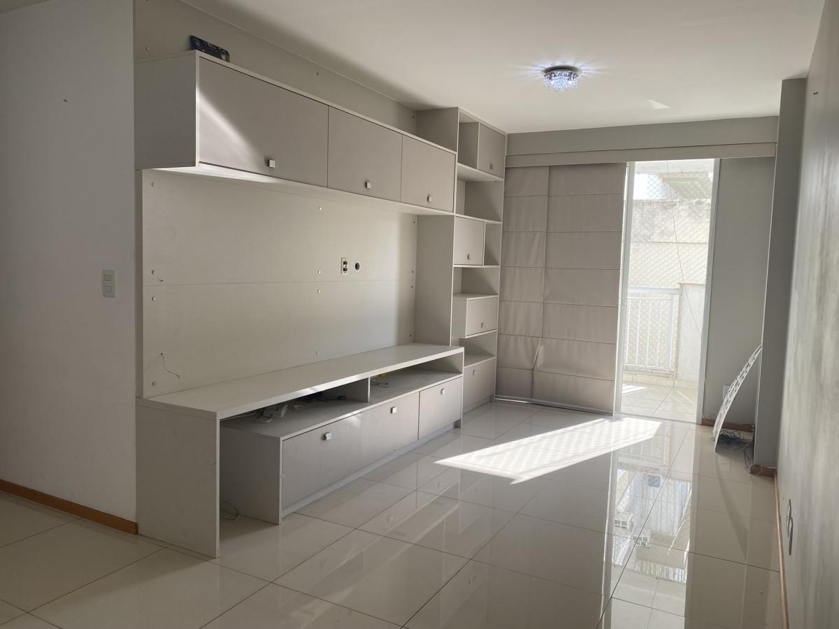 Apartamento à venda com 2 quartos, 85m² - Foto 1