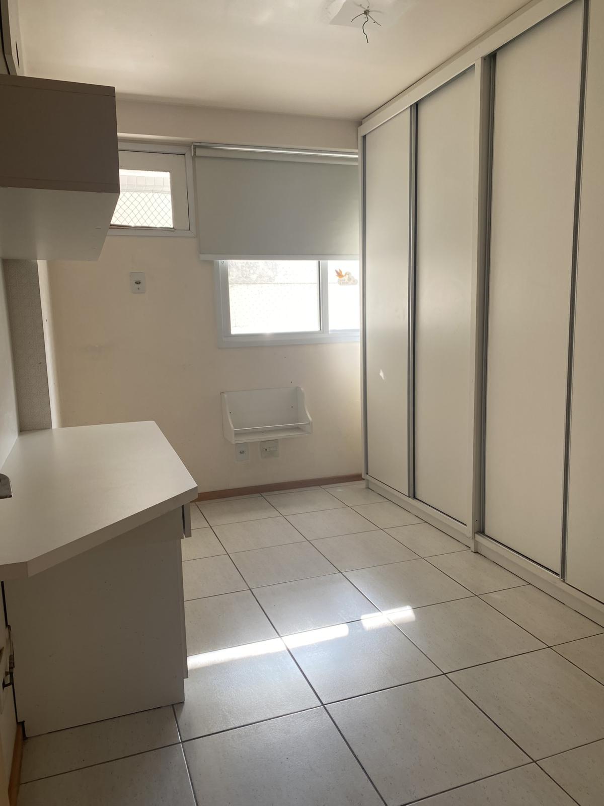Apartamento à venda com 2 quartos, 85m² - Foto 11