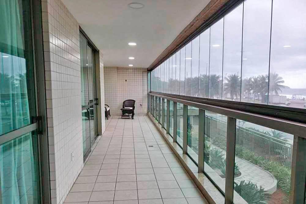 Apartamento para alugar com 4 quartos, 261m² - Foto 3